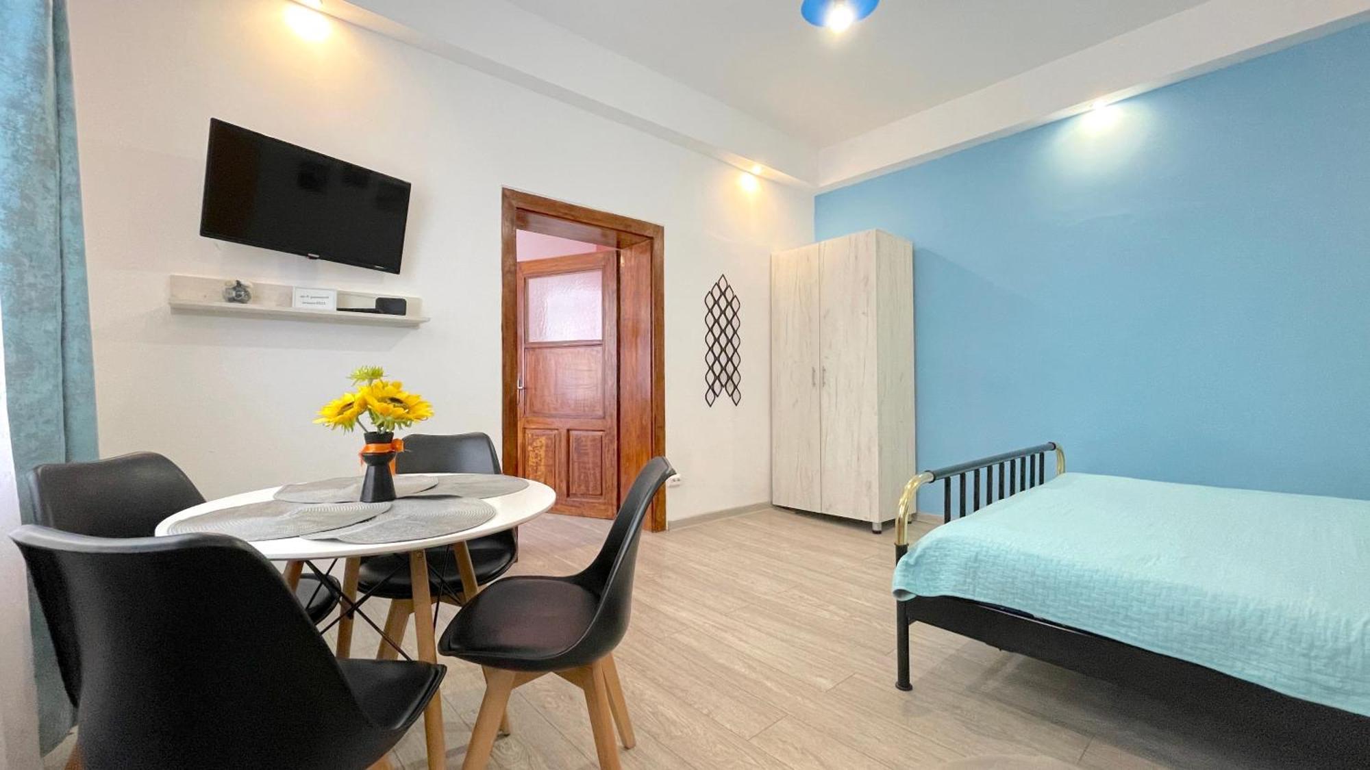 Evu Long Street Apartamento Braşov Exterior foto