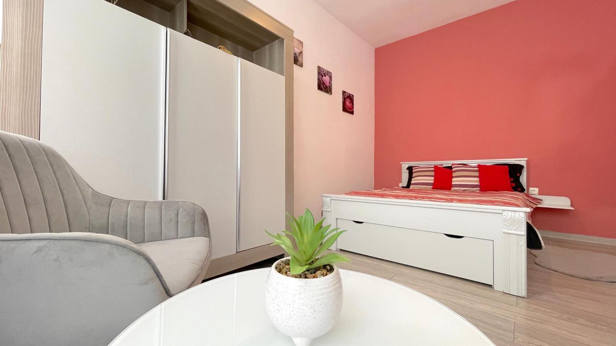 Evu Long Street Apartamento Braşov Exterior foto