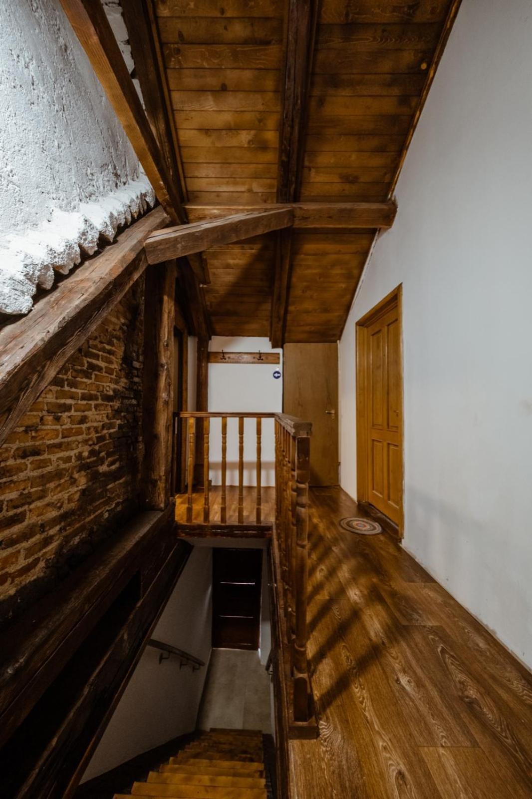 Evu Long Street Apartamento Braşov Exterior foto